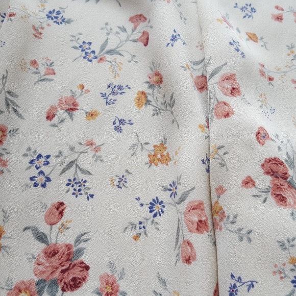 Vintage Cortland Petite Floral Skirt 💕💕💕 - Picture 4 of 8